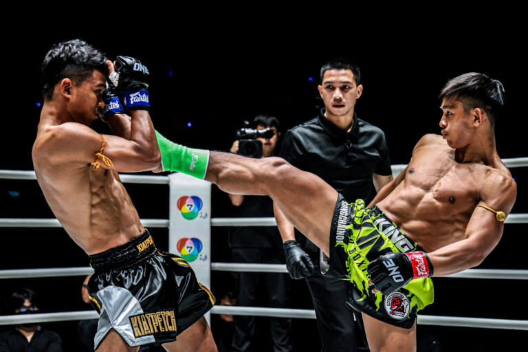 Songchainoi Kiatsongrit Rak Erawan ONE Friday Fights 71 8