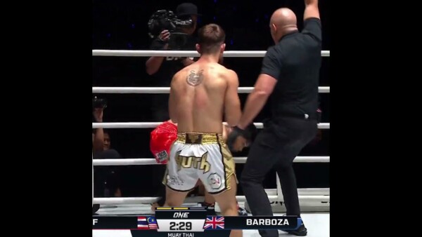 Ellis Badr Barboza drops Aliff with a BANG en route to the split decision win