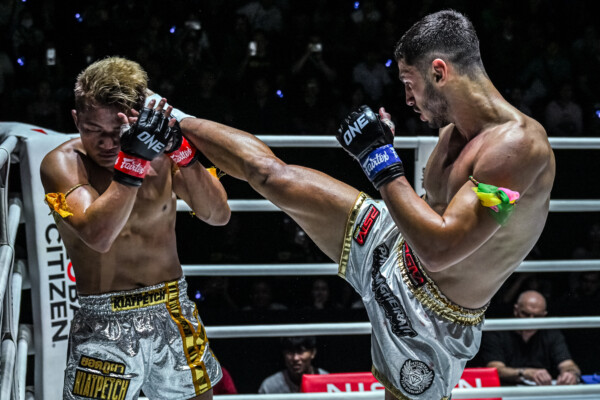 Parham Gheirati Yodphupa Petkiatpet ONE Friday Fights 74 23