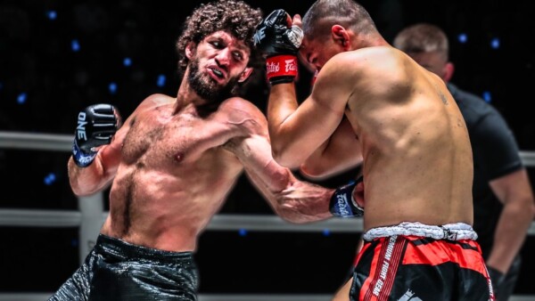 Explosive Debut  Kiamran Nabati vs. Pongsiri | Muay Thai Full Fight