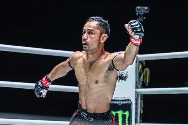 Sam A Gaiyanghadao Akram Hamidi ONE Friday Fights 81 25