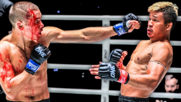 Aggressive Striking Clash  Superlek vs. Tagir Khalilov