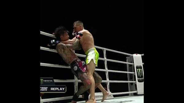 DYNAMITE  Soner Sen detonates Nonthakit with a HUGE overhand right!