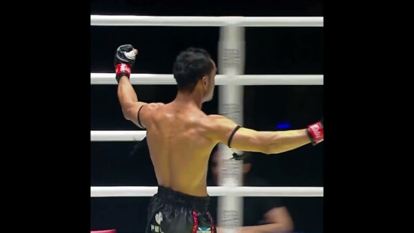 STILL GOT IT  Sam A obliterates Akram Hamidi in Round 1 for his 374th win!