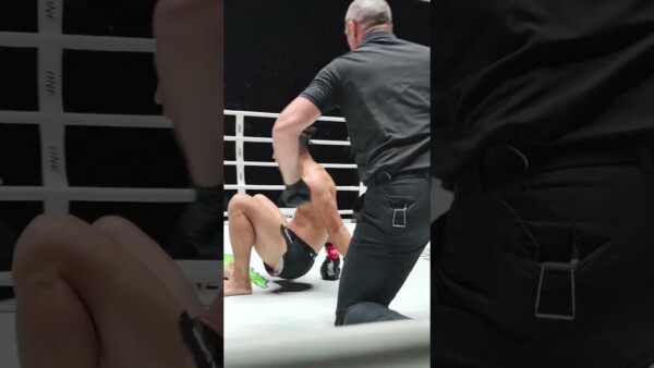 WHAT A SHOT  Ilias Ennahachi knocks down Hiroki Akimoto in Round 1