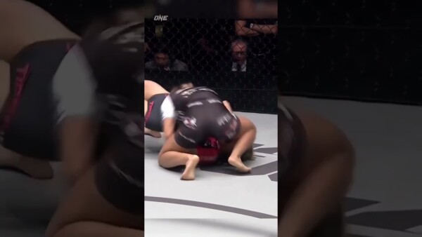 Bashing knees  Who's next for Itsuki HIrata?