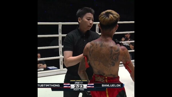 BLAZING HOT  Banluelok stops Tubtimthong with a NASTY elbow and body blows! #ONEFridayFights84