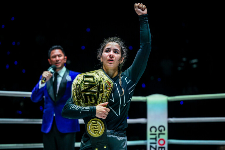 Mayssa Bastos Danielle Kelly ONE Fight Night 26 28