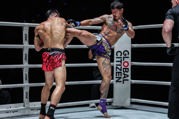 Nakrob Fairtex Kongthoranee Sor Sommai ONE Fight Night 26 56