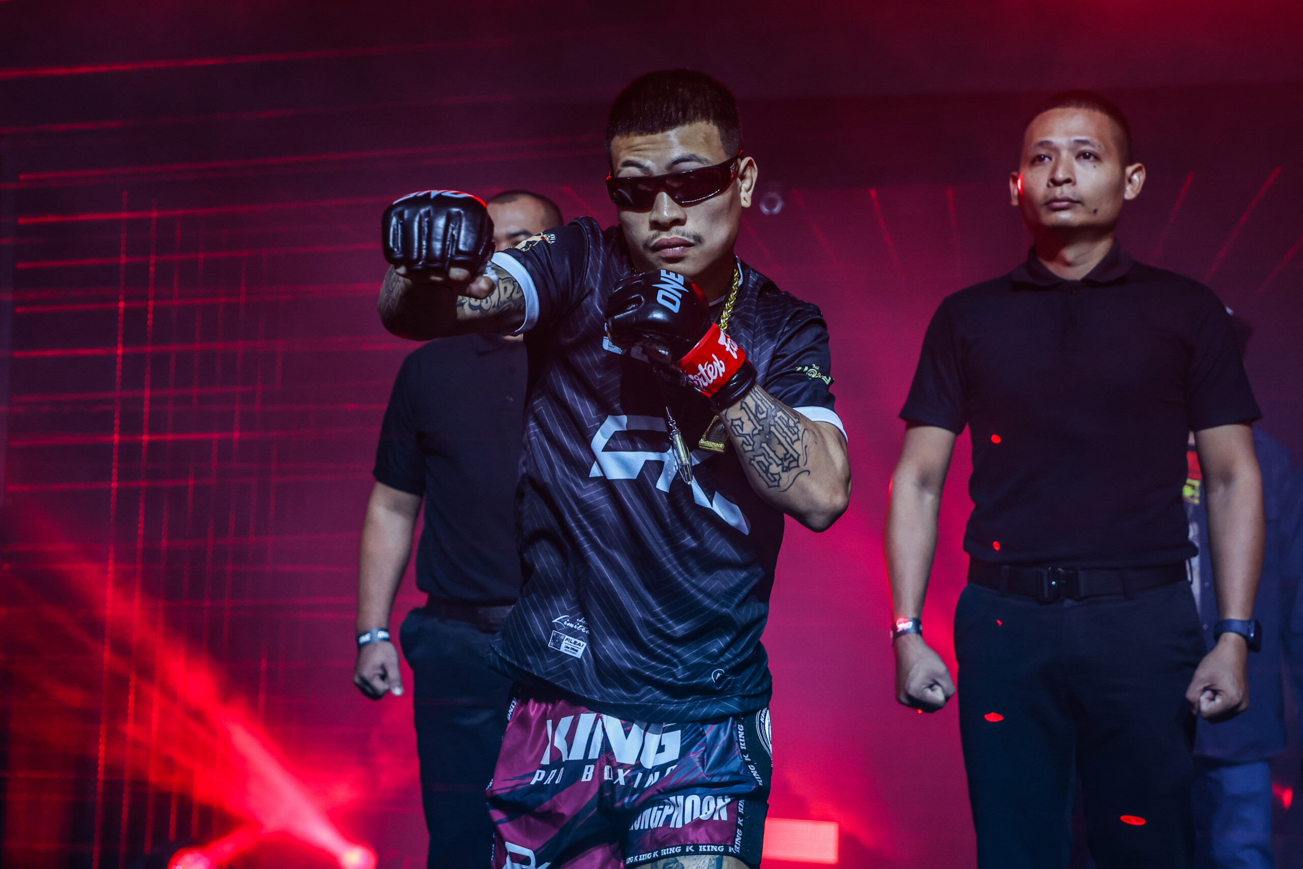 Thongpoon PK Saenchai arrives for his clash against Danial Williams at ONE Fight Night 26.