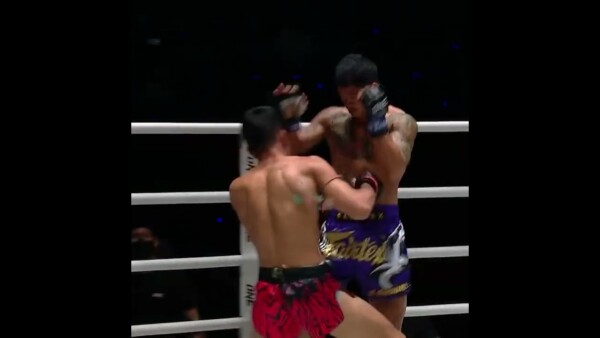 Kongthoranee’s left hands are MONEY