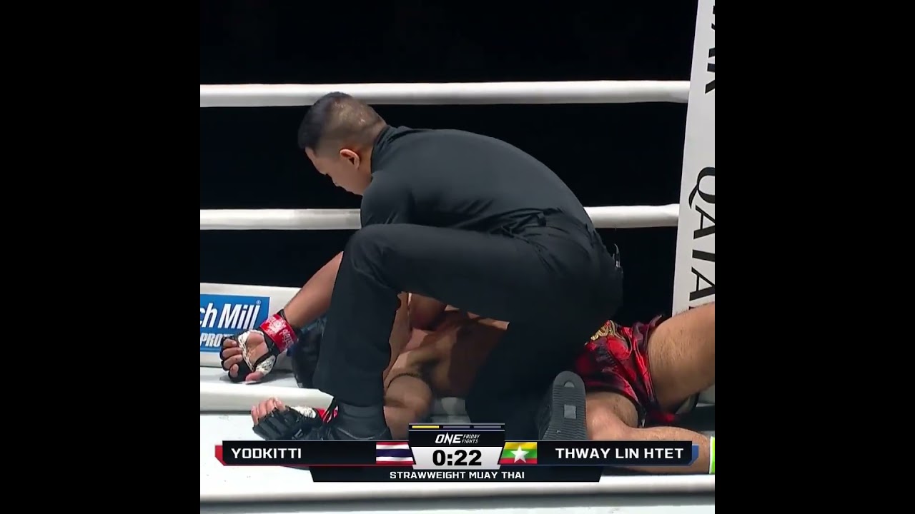 BIG SHOT  Thway Lin Htet flattens Yodkitti in the very first round!