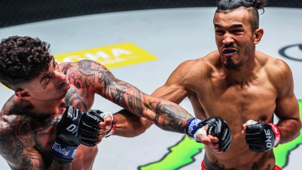 Sinsamut vs. Nauzet Trujillo | Fight Highlights & Interview