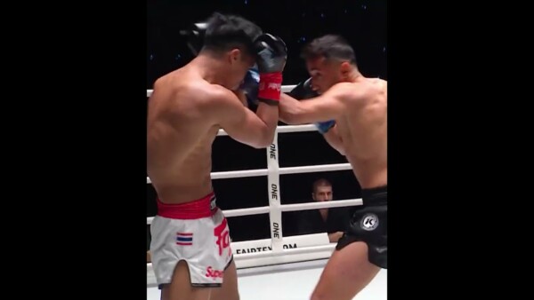 When Superbon unleashed a head kick knockout for the ages