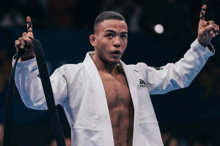 Submission grappling superstar Diogo Reis