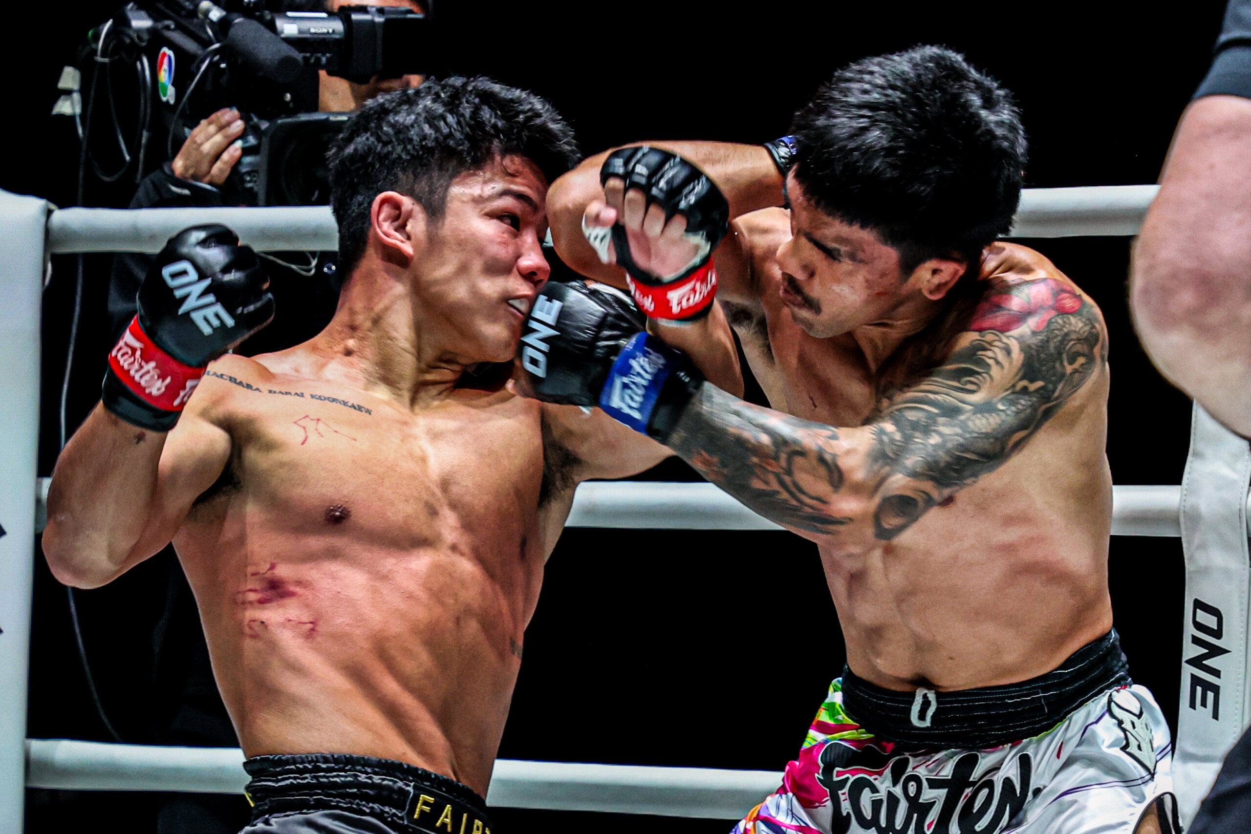 Komawut FA Group Panrit Lukjaomaesaiwaree ONE Friday Fights 96 20