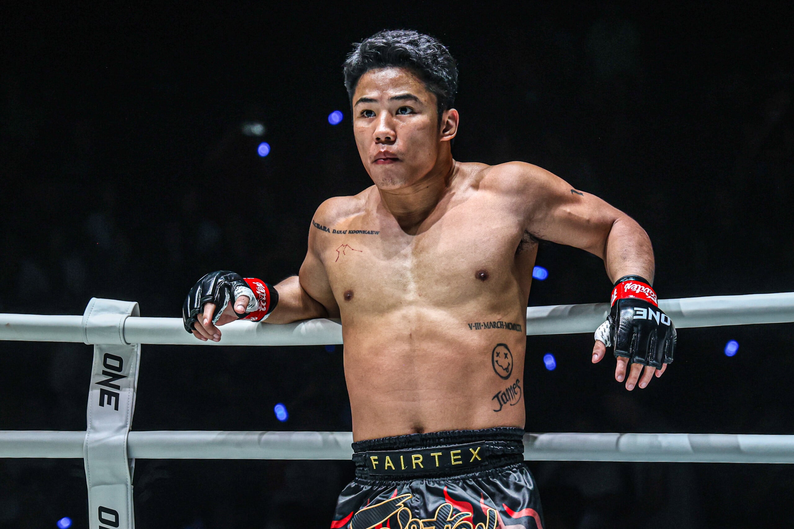 Komawut FA Group gets ready for his clash against Panrit Lukjaomaesaiwaree at ONE Friday Fights 96.