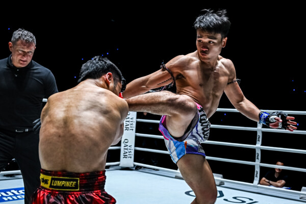 Yodlekpet Or Atchariya Jaosuayai Mor Krungthepthonburi ONE Friday Fights 95 17