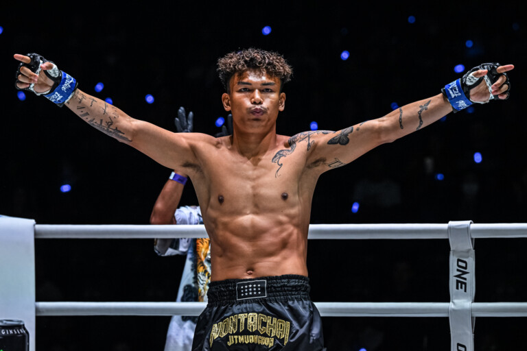 Arian Esparza Nontachai Jitmuangnon ONE Fight Night 29 8