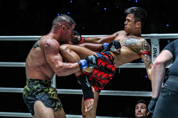 Panpayak Jitmuangnon Majid Seydali ONE Friday Fights 100 19