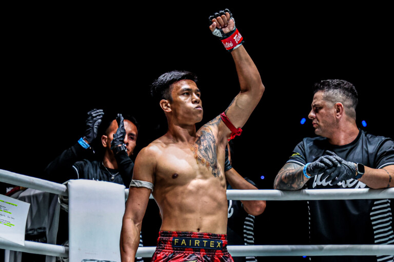 Panpayak Jitmuangnon Majid Seydali ONE Friday Fights 100 26