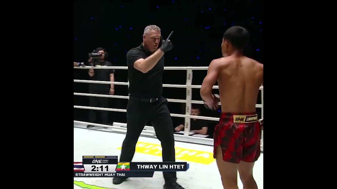 DOUBLE TROUBLE ️️ Thway Lin Htet scores two spinning backfist knockdowns!
