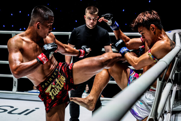 Kongsuk Fairtex Lamnamoonlek Tded99 ONE Friday Fights 105 31
