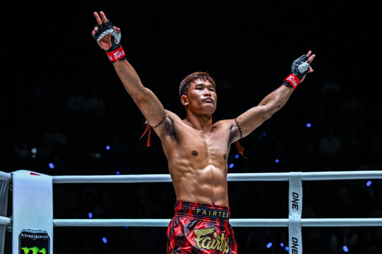 Kulabdam Sor Jor Piek Uthai Ferzan Cicek ONE Friday Fights 103 25