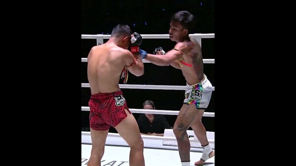 Don't Blink  All the knockdowns from this insane brawl between Singdomthong and Rambong