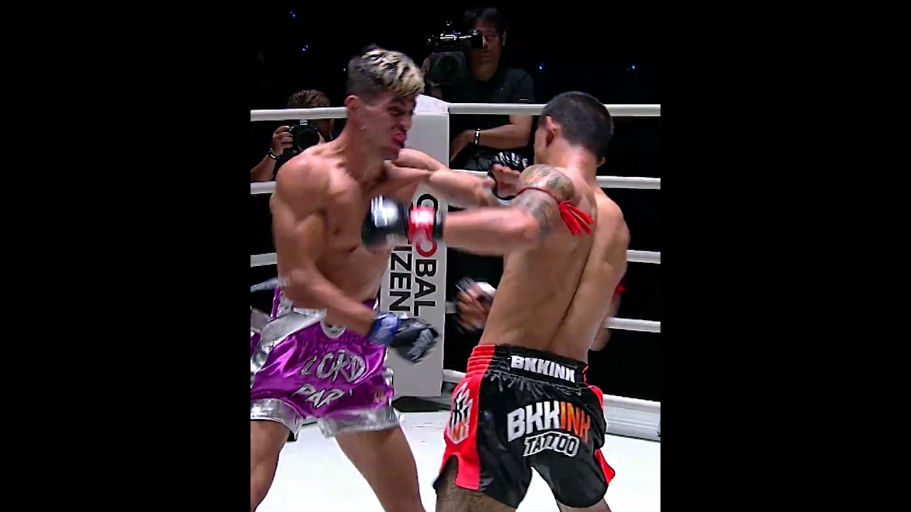 This Muay Thai thriller between Kongthoranee and Parsa Aminpour ended with a CRAZY knockout!
