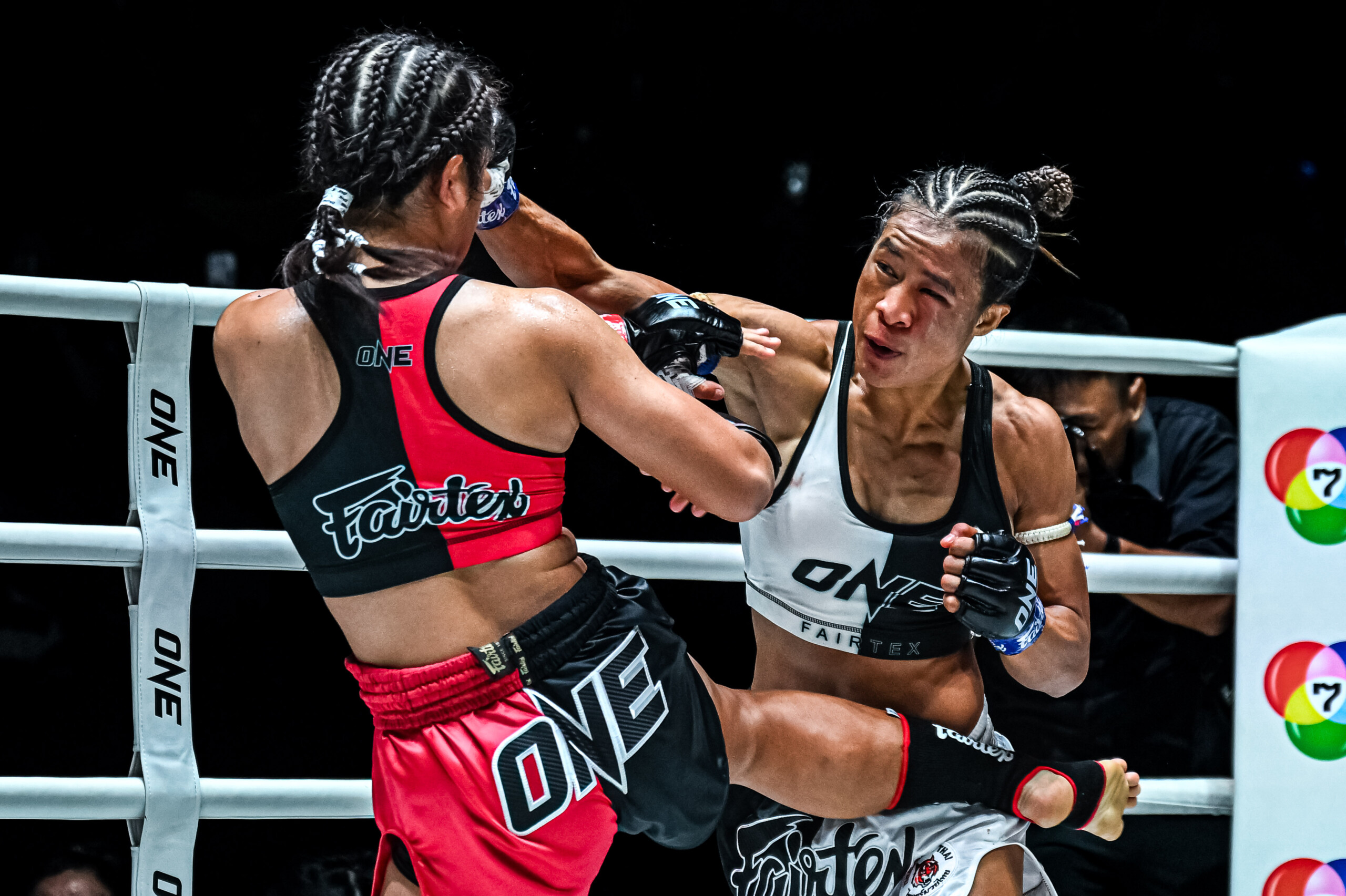 Muay Thai star Vero punches Junior Fairtex at ONE Friday Fights 107