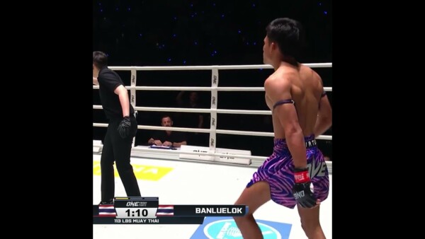 FLAWLESS VICTORY  Banluelok blasts Petbanrai in Round 1!