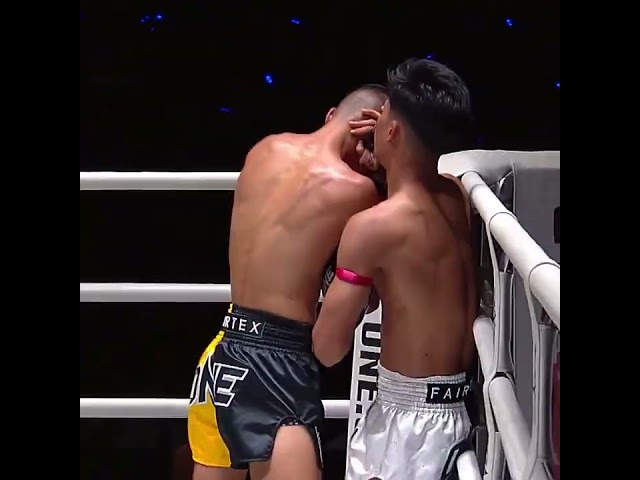 INTENSE battle ⚔️ Adam outduels Nahyan Mohammed by split decision!