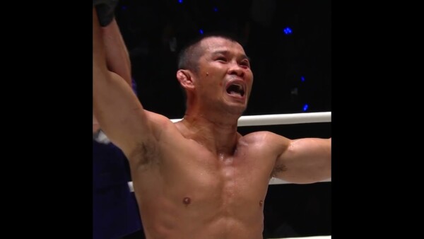 PAYBACK  Nong O avenges his loss to Kongthoranee by unanimous decision after another epic battle!