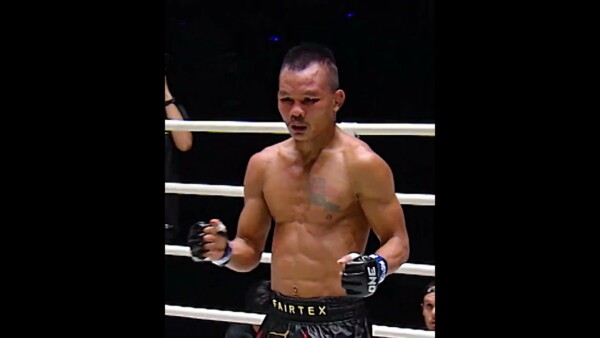 Pedal to the Metal  Nabil Anane and Soe Lin Oo were throwing BOMBS in this Muay Thai firefight