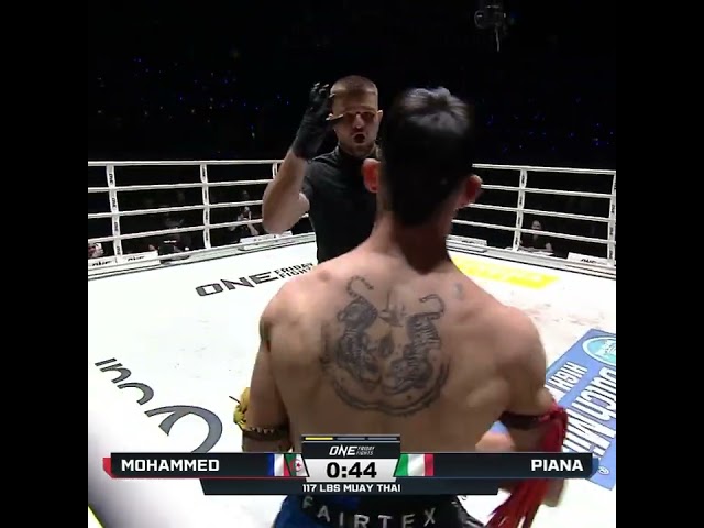 SIX KNOCKDOWNS  Isaac Mohammed survives a wild Round 1 against Antonio Piana to score a TKO win!