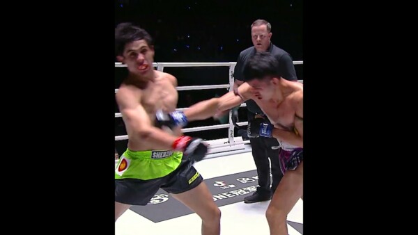 Wild striking  Don't miss the crazy encounter between Nakrob and Sherzod Kabutov!