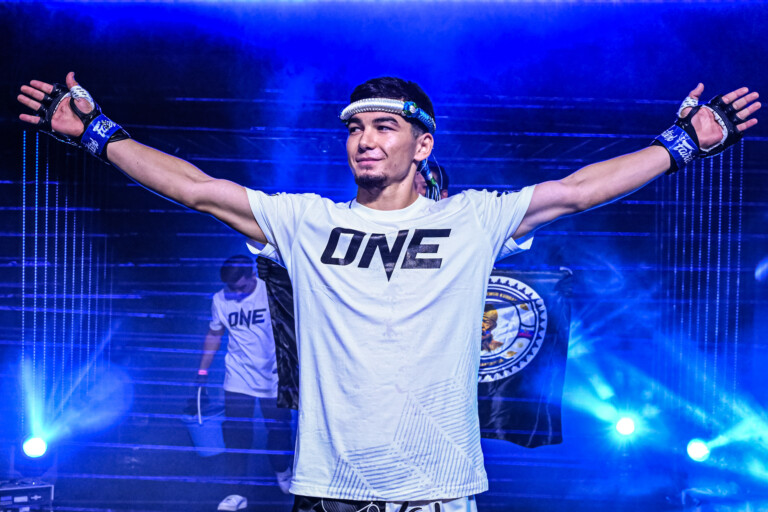 Petsukumvit Boi Bangna Aslamjon Ortikov ONE Friday Fights 114 31