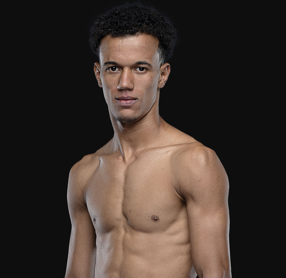 Youness Mounine Hero 1200x1165