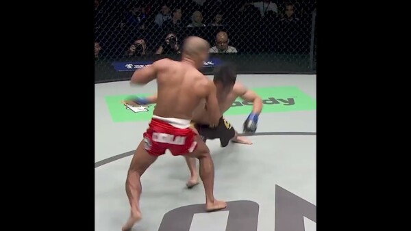 From The Archives  This scrap between Rene Catalan and Bu Huo You Ga was BONKERS