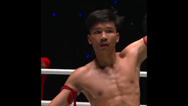 MOVING ON UP ⬆️ Aliff outduels Elmehdi El Jamari by unanimous decision for his fourth straight win!