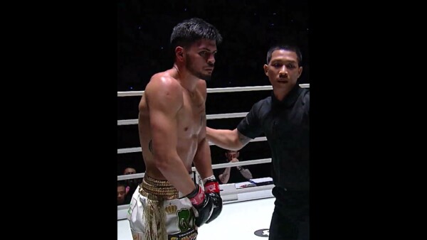 Powerful Knockdowns  Ricardo Bravo pulled off a performance to remember against Oliver Hansen!