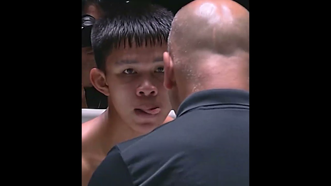 CRAZY COMEBACK  How did Jaising survive this head kick from Denpayak?!