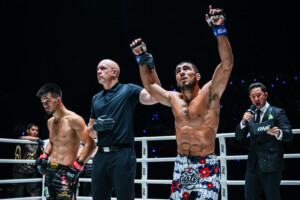 Elbek Alyshov Jeremy Pacatiw ONE Fight Night 34 3