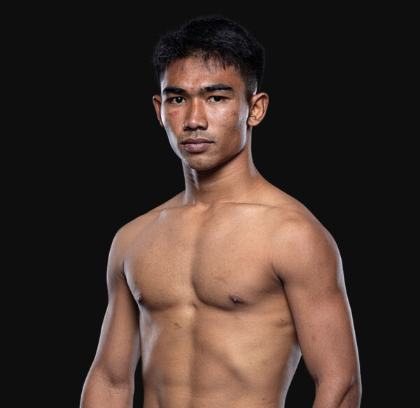 Rungruanglek hero 1200x1165