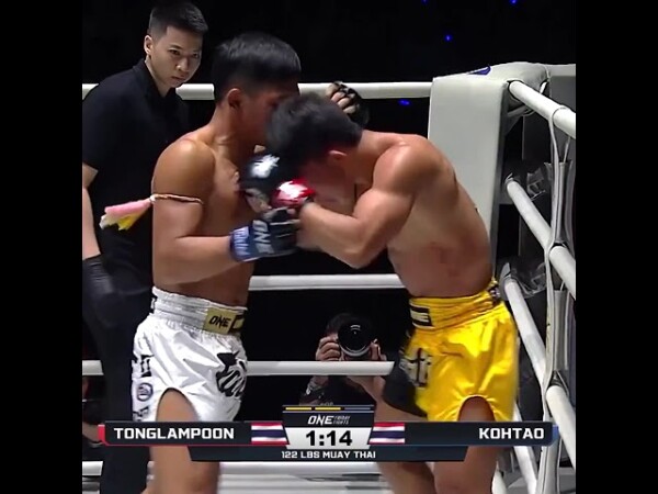 Stand and BANG  Kohtao and Tonglampoon THREW DOWN in one of the best fights of the year!