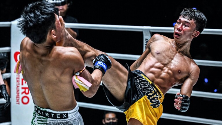 The Most INSANE Muay Thai Fight In ONE Friday Fights EVER?! Tonglampoon vs. Kohtao