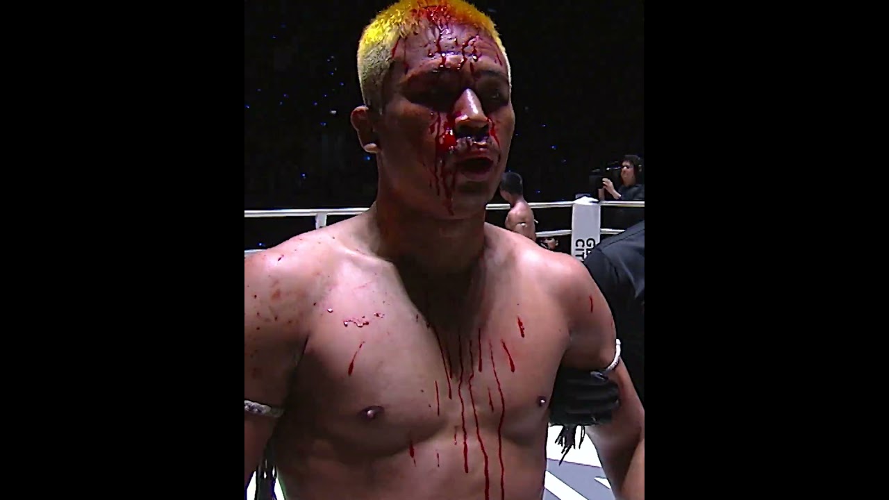 When striking LEGENDS Rodtang and Superlek threw down in this iconic Muay Thai battle!