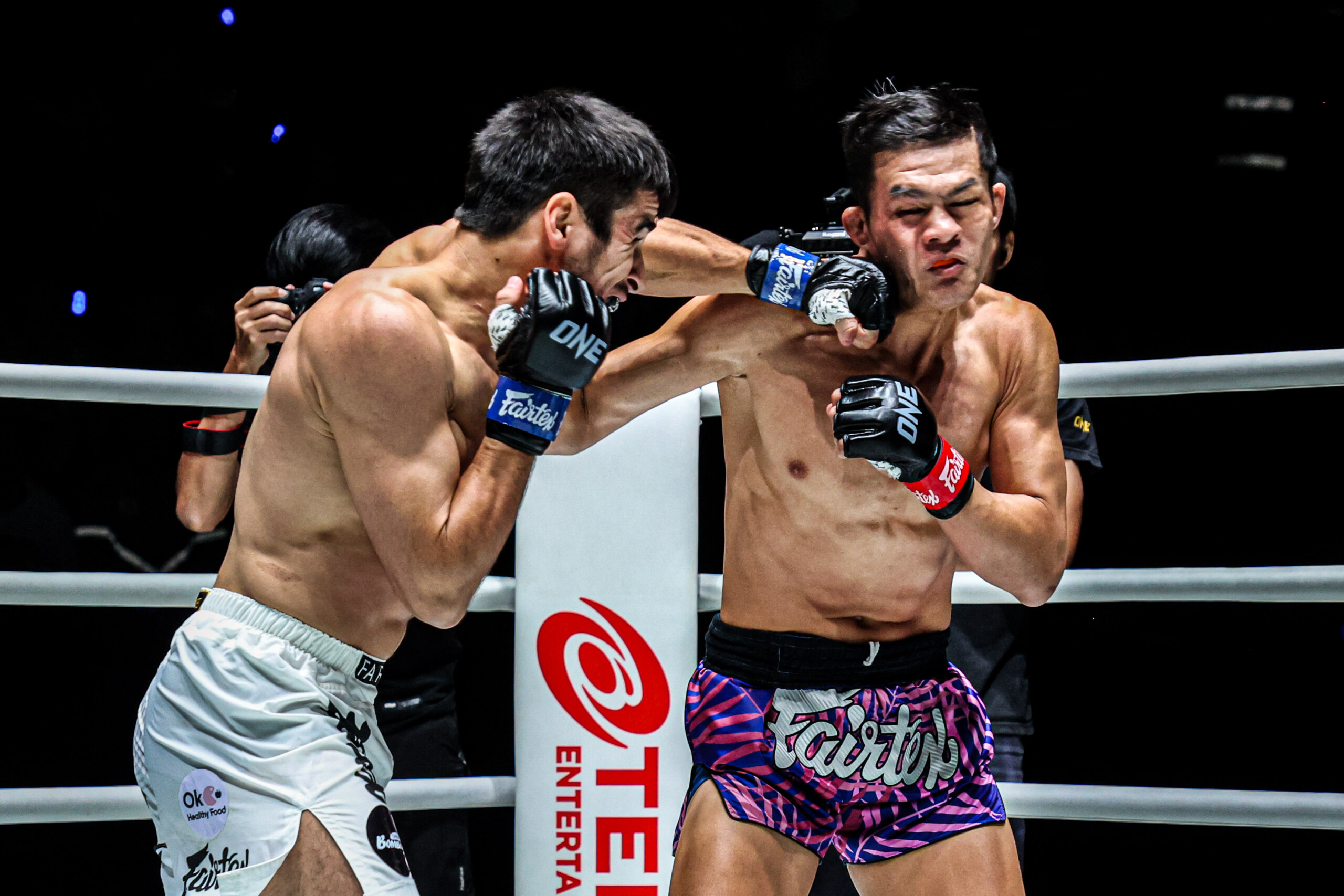 Elbrus Osmanov Saemapetch Fairtex ONE Friday Fights 125 9