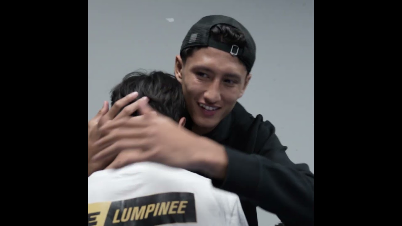 Brothers in arms ⚔️ Nabil Anane with younger brother Yonis at ONE Friday Fights 126!